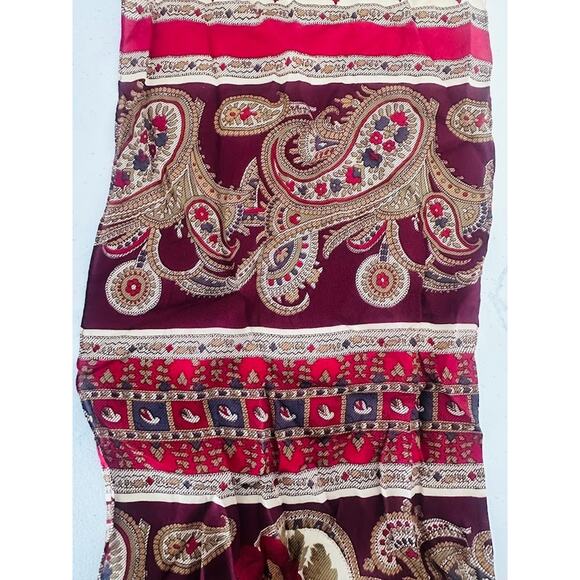 Liz Claiborne Scarf - Etsy Liz Claiborne‎ Vintage 100% Silk Scarf Burgundy Gold Paisley Print Made in Japan